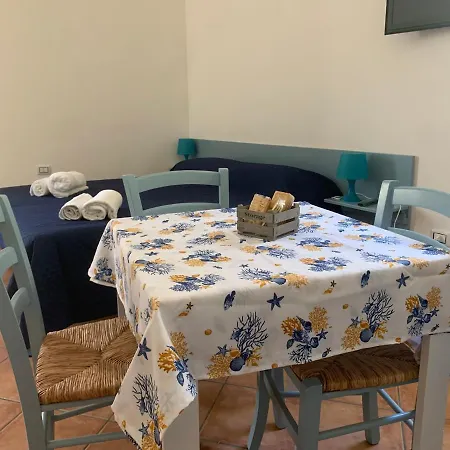 La Casa Ro Curtigghiu Affittacamere 3*
