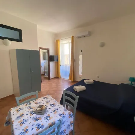 La Casa Ro Curtigghiu 3*